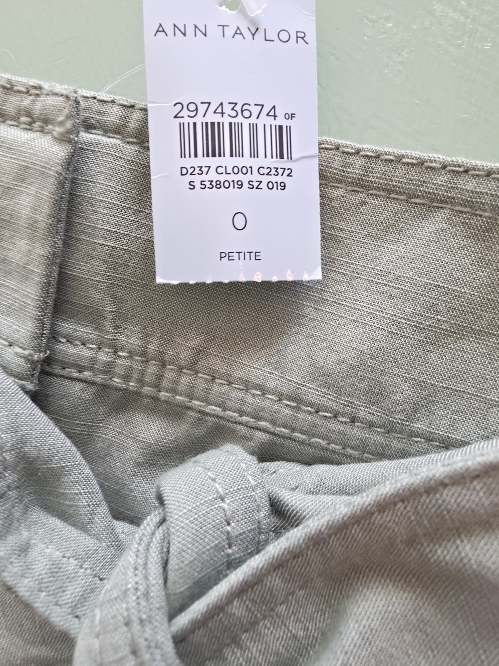 NWT Ann Taylor Petite Sage Green Belted Cargo Mini Skirt - Size 0P - Picture 3 of 5